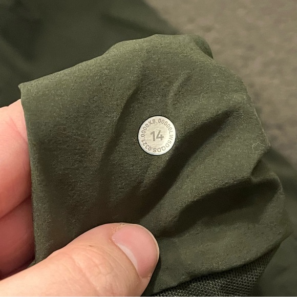 Lululemon Stretch High Rise Joggers - Picture 6 of 6